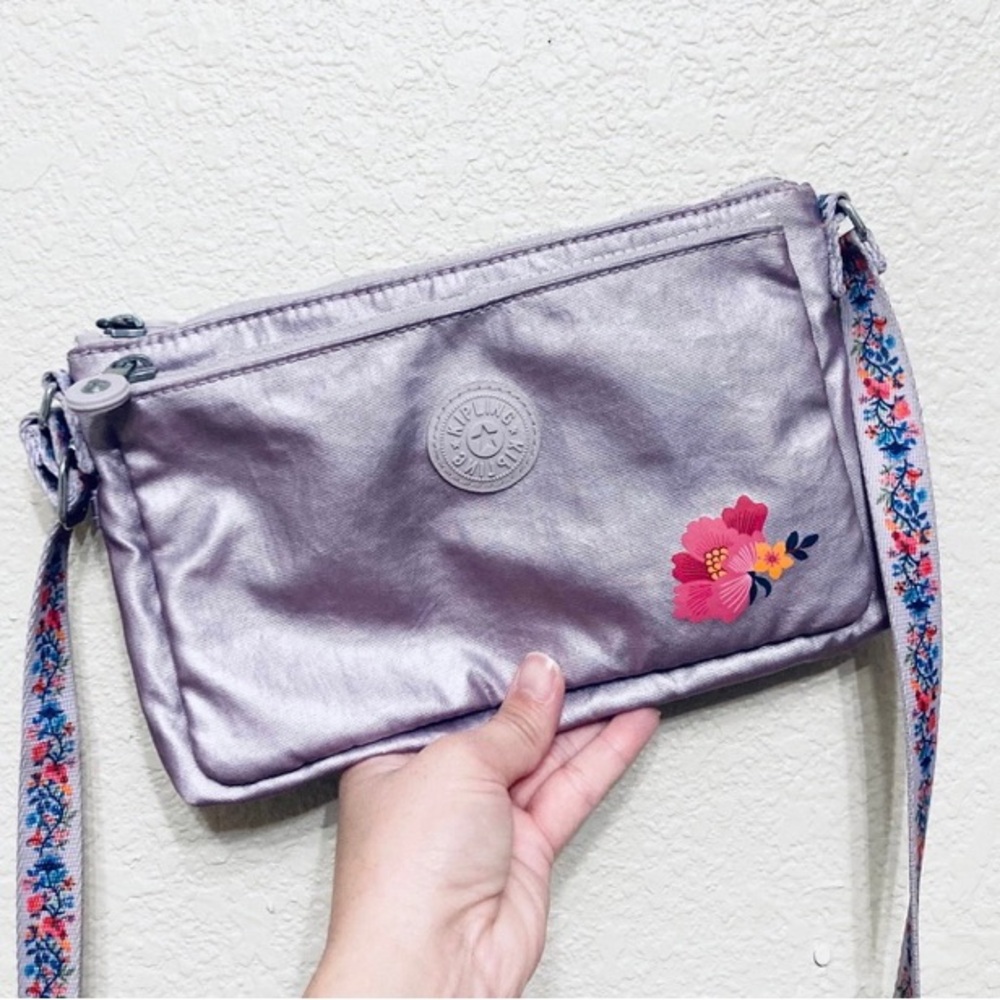Kipling Mikaela Crossbody Bag Purse Metallic Icy Purple Lavender Lilac Florals